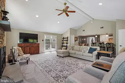 1121 W Thomas Road, Lansdale, PA 19446 - Photo 6