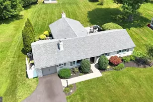 1121 W Thomas Rd, Lansdale, PA 19446 - Photo 2