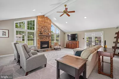 1121 W Thomas Road, Lansdale, PA 19446 - Photo 8