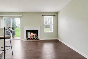 148 Pine Ct, Norristown, PA 19401 - Photo 14