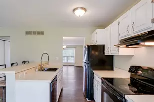 148 Pine Ct, Norristown, PA 19401 - Photo 10