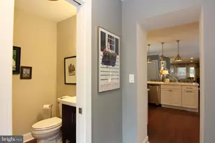 24 Thomas, Bryn Mawr, PA 19010 - Photo 22