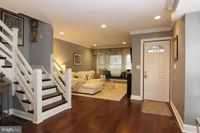 24 Thomas, Bryn Mawr, PA 19010 - Photo 10