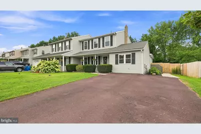 431 Windsor Drive, Harleysville, PA 19438 - Photo 2