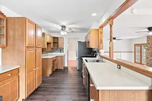 431 Windsor Dr, Harleysville, PA 19438 - Photo 12