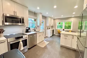 422 Ridge Pike, Lafayette Hill, PA 19444 - Photo 6