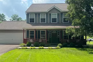 24 Hendricks Rd, Perkiomenville, PA 18074 - Photo 2