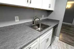 666 W Germantown Pike, Plymouth Meeting, PA 19462 - Photo 2