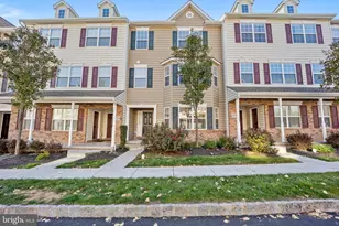 3089 Goshen Dr, Pennsburg, PA 18073 - Photo 1