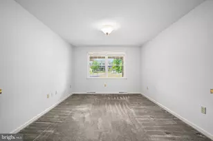 2426 Magnolia Dr, Gilbertsville, PA 19525 - Photo 18