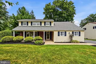 663 Serrill Dr, Hatboro, PA 19040 - Photo 2