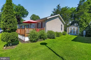 334 Cedar Dr, Green Lane, PA 18054 - Photo 24