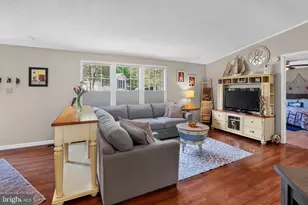 334 Cedar Dr, Green Lane, PA 18054 - Photo 4
