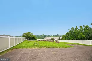 2144 Sunnyside Ave, Pottstown, PA 19464 - Photo 32