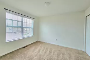 1045 Chapman Cir, Hatfield, PA 19440 - Photo 10
