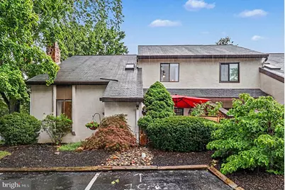 136 Pinecrest Lane, King of Prussia, PA 19406 - Photo 2