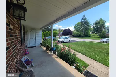 2105 Hemlock, West Norriton, PA 19403 - Photo 4