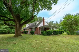 3106 Kutztown Rd, East Greenville, PA 18041 - Photo 2