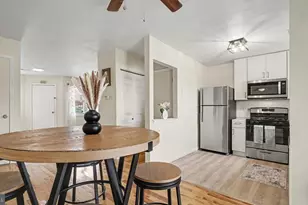 215 Coates St, Bridgeport, PA 19405 - Photo 8