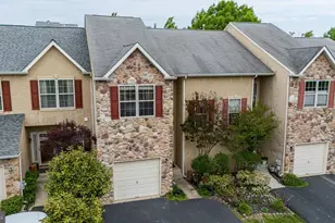 80 Chadwick Cir, Eagleville, PA 19403 - Photo 2