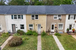 153 Sunrise Ln, Pottstown, PA 19464 - Photo 2