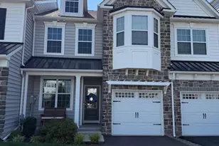 311 Flintrock Ct, Collegeville, PA 19426 - Photo 2