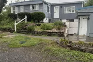 1406 N State St, Pottstown, PA 19464 - Photo 2