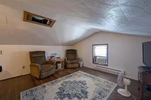 722 W 3rd St, Lansdale, PA 19446 - Photo 30