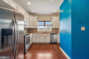 439 Ford St, Bridgeport, PA 19405 - Photo 6