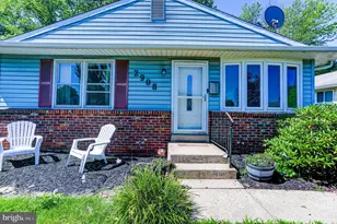 2908 Gohn Dr, Willow Grove, PA 19090 - Photo 2