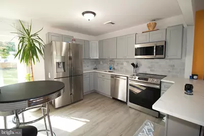 215 Lancaster Avenue, Hatboro, PA 19040 - Photo 12