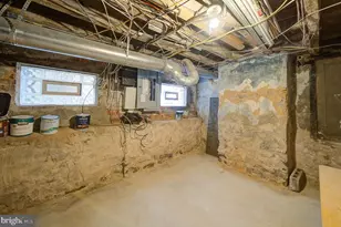 603 Swede St, Norristown, PA 19401 - Photo 40