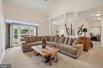 506 Carson Terrace, Huntingdon Valley, PA 19006 - Photo 2