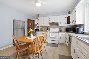 2601 Broadway Ave, Hatboro, PA 19040 - Photo 8