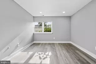119 Meadowview Ln, Mont Clare, PA 19453 - Photo 14