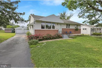 1063 Hale Street, Pottstown, PA 19464 - Photo 2
