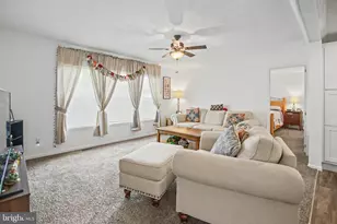 605 Willow Dr, Green Lane, PA 18054 - Photo 12