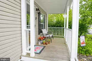 605 Willow Dr, Green Lane, PA 18054 - Photo 2