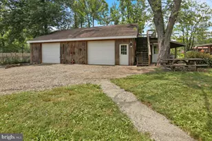 1097 Soffa Rd, East Greenville, PA 18041 - Photo 6