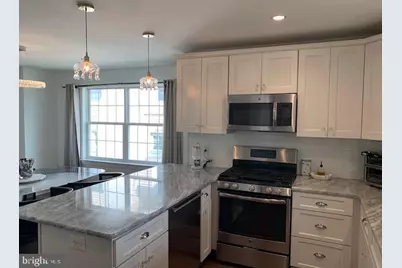 423 E Tenth Avenue, Conshohocken, PA 19428 - Photo 12
