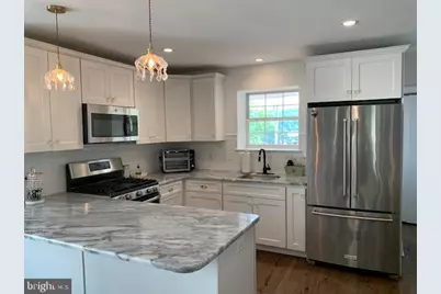 423 E Tenth Avenue, Conshohocken, PA 19428 - Photo 8