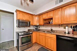 666 W Germantown Pike, Plymouth Meeting, PA 19462 - Photo 6