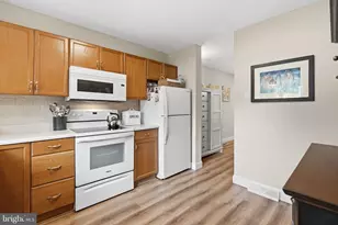 146 Larchwood Ct, Collegeville, PA 19426 - Photo 10