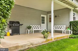 2125 Berry Dr, Hatfield, PA 19440 - Photo 30