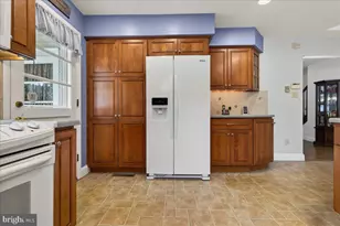 2125 Berry Dr, Hatfield, PA 19440 - Photo 12