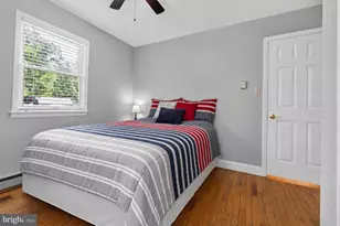 2125 Berry Dr, Hatfield, PA 19440 - Photo 18