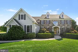 396 Augusta Dr, Telford, PA 18969 - Photo 1