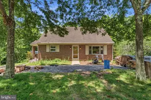 248 Maugers Mill Rd, Pottstown, PA 19464 - Photo 1