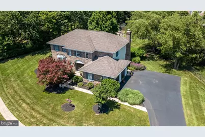 582 Weikel Road, Lansdale, PA 19446 - Photo 2