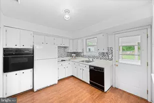 3211 Sharon Ln, Norristown, PA 19403 - Photo 10